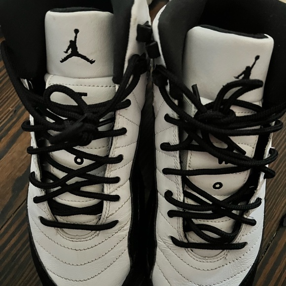 Big girl sneakers - Picture 5 of 9